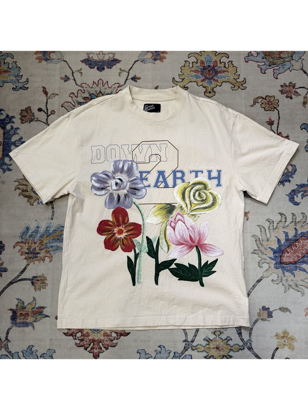 Lifted Anchors Down 2 Earth Floral Graphic T Shirt Cream Cotton Size L